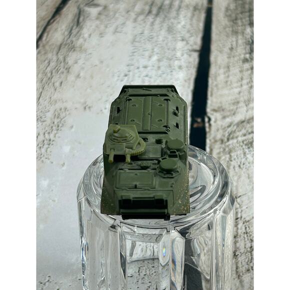 Matchbox 1999 Military First Editions Amphibious Personnel Carrier - Picture 3 of 6